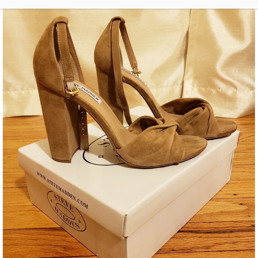 Steve Madden Suede Sandals